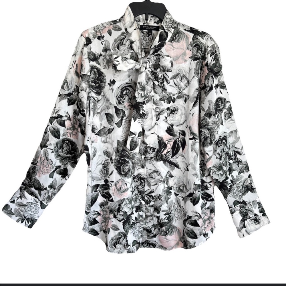Banana Republic Dillon Satin Tie-Neck Blouse – Floral Print, Size MP